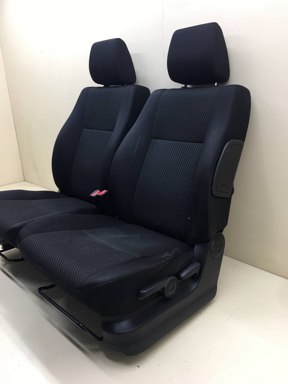 Сиденье (комплект) Suzuki Grand Vitara 2005-2015 Сиденье (комплект) Suzuki Grand Vitara 2005-2015