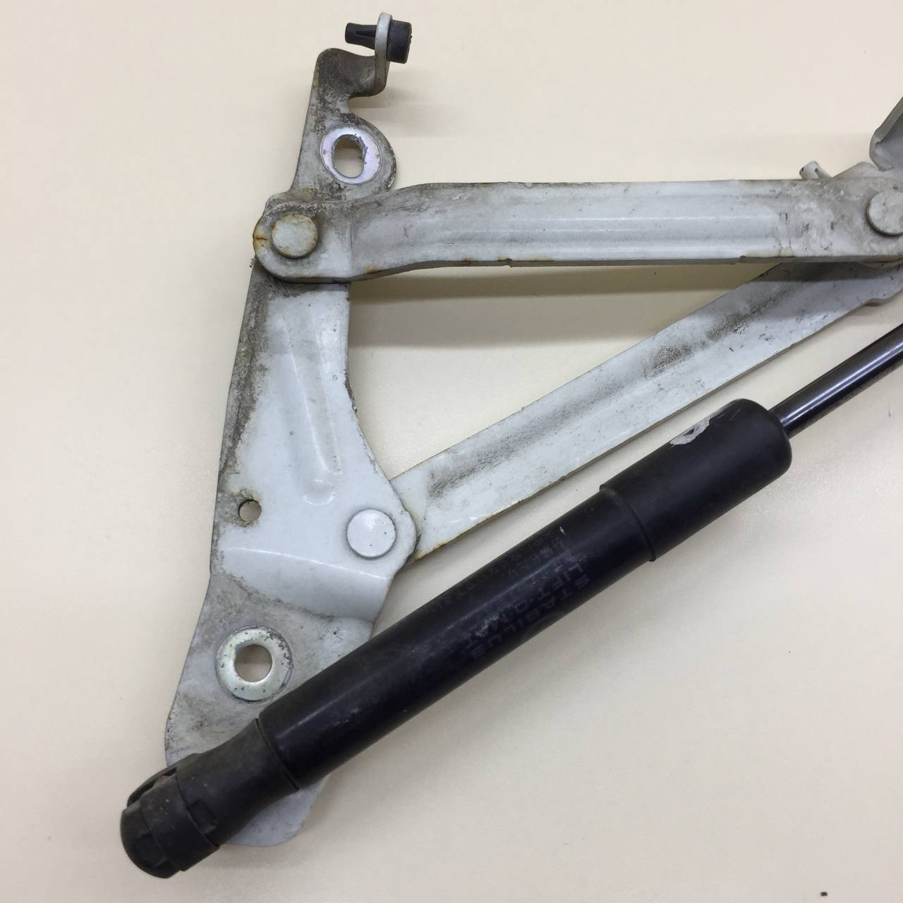 Петля крышки багажника Mazda Mazda 6 (GH) 2007-2012