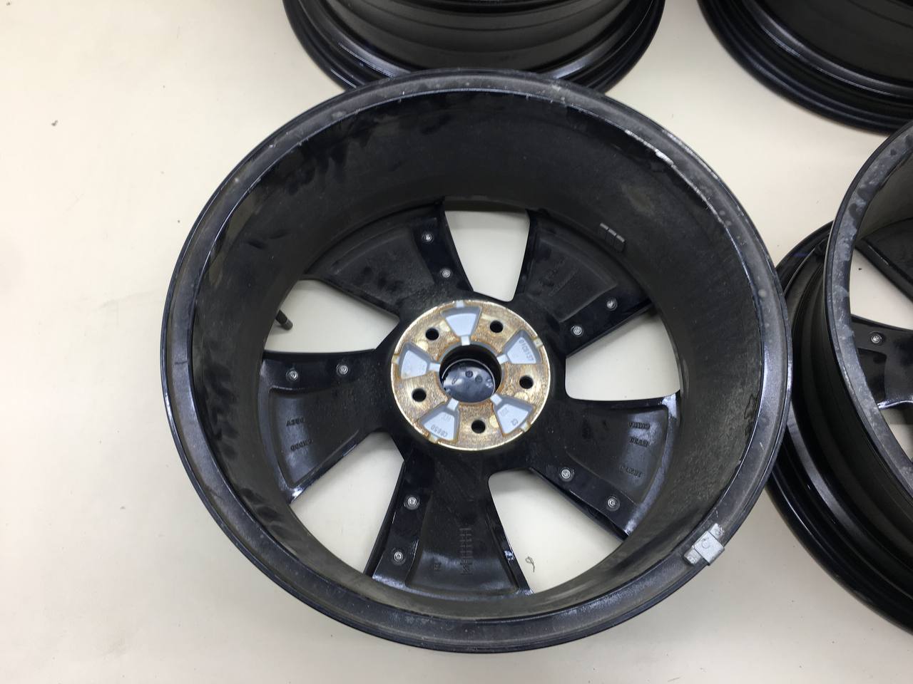 Диски к-кт R18 Литые