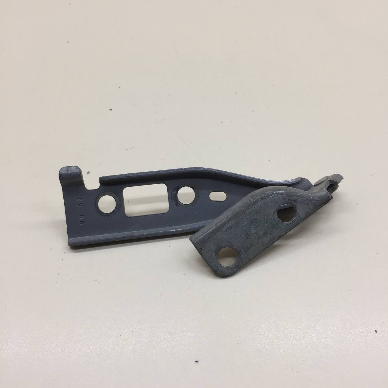 Петля капота правая Ford Fusion (JU) 2002-2012