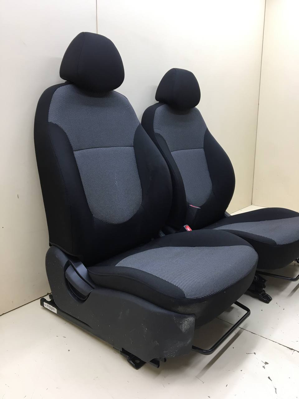 Сиденье (комплект) Hyundai Solaris (RB) 2010-2017