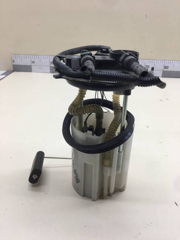 Насос топливный электрический Lada Granta 2011>