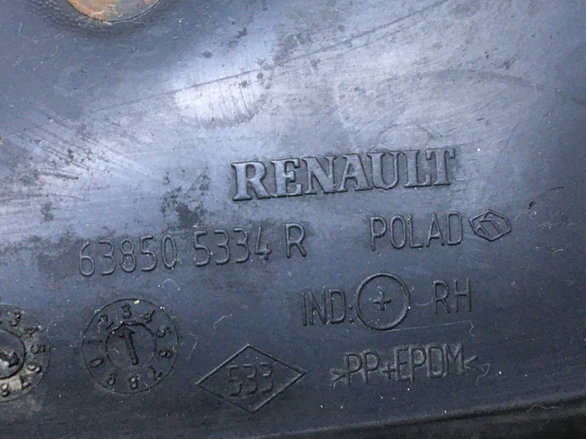 Брызговик передний правый Renault Duster (HSA, HSM) 2012>