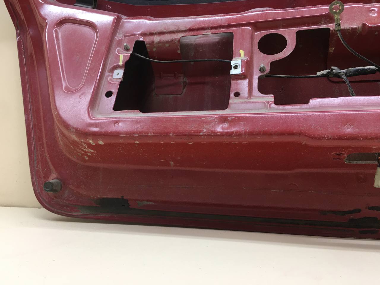 Дверь багажника со стеклом Chevrolet Aveo T250 2005-2011 Дверь багажника со стеклом Chevrolet Aveo T250 2005-2011