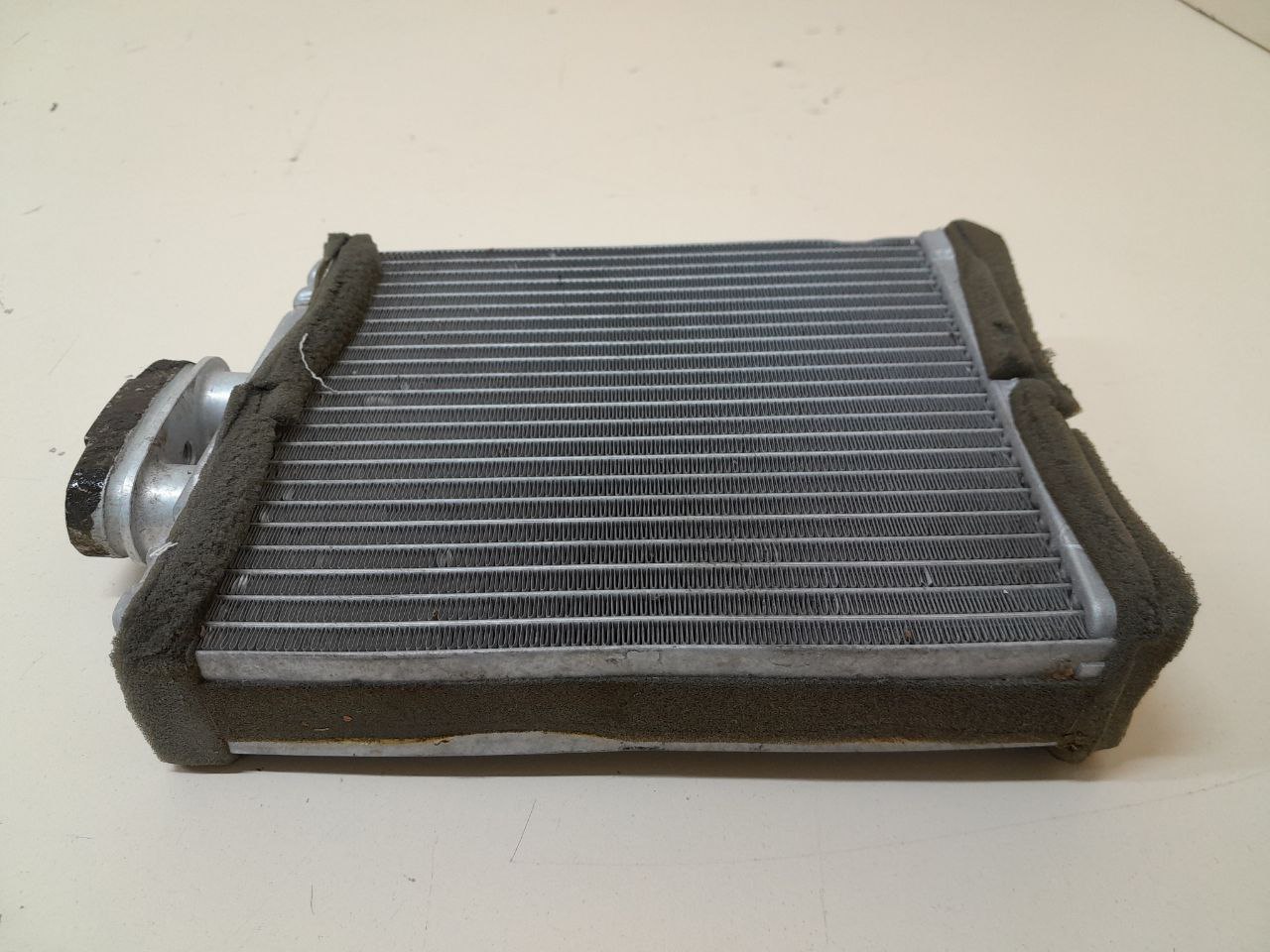 Радиатор отопителя Volkswagen Polo (MK5) 2011-2020 Радиатор отопителя Volkswagen Polo (MK5) 2011-2020