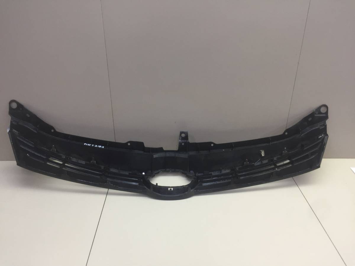 Решетка радиатора Toyota Camry (XV50) 2011-2017