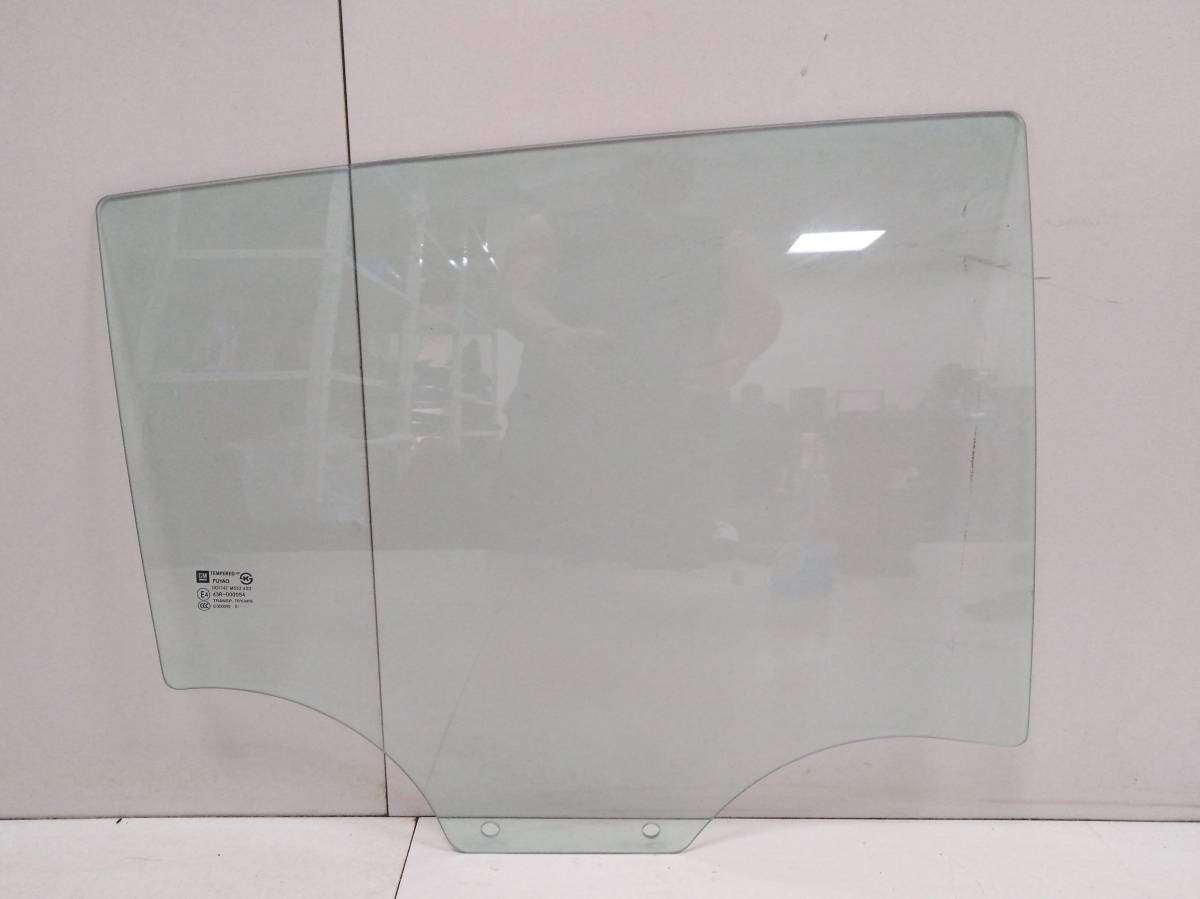 Стекло двери задней правой Chevrolet Spark (M300) 2010-2015