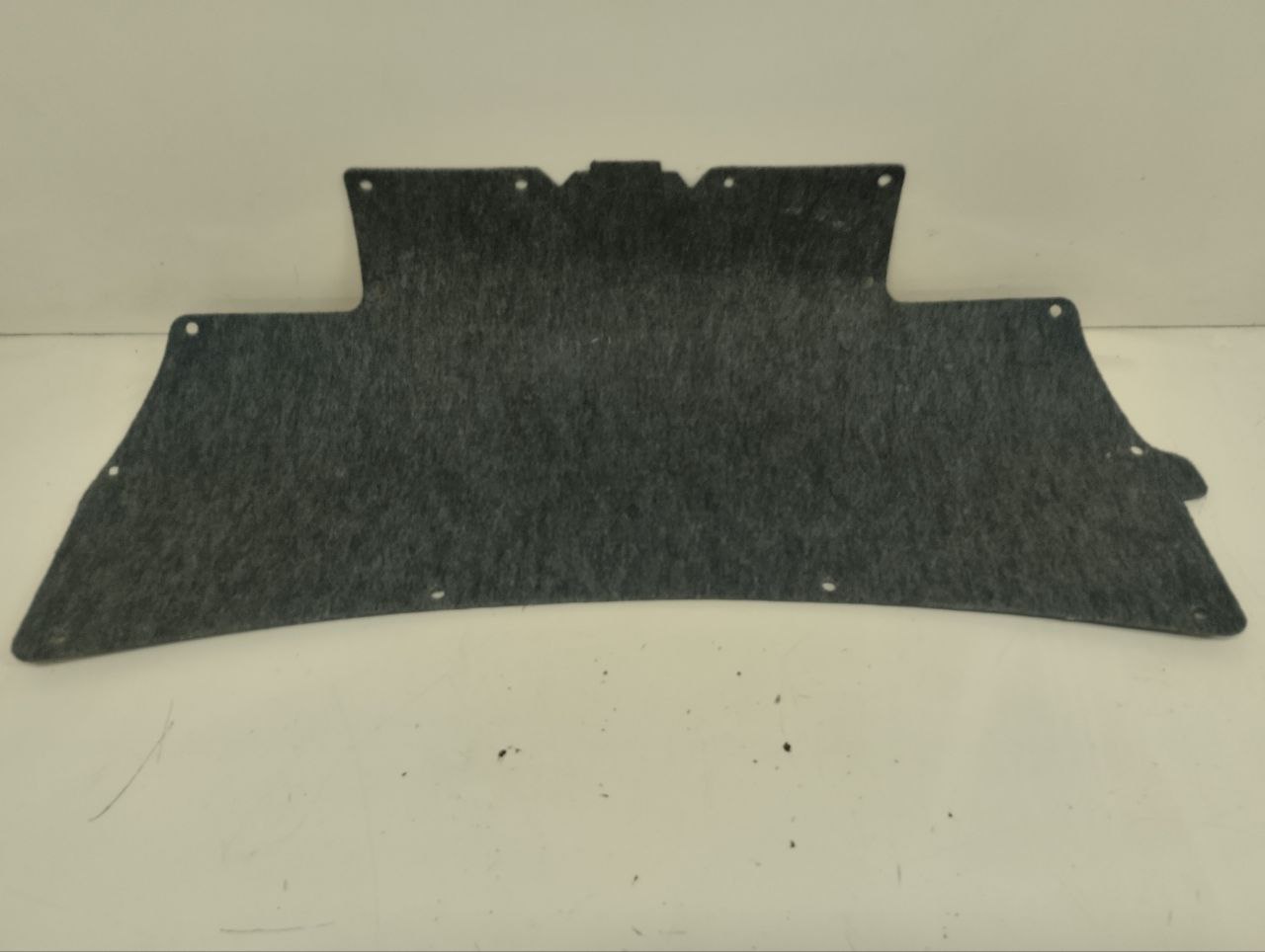 Обшивка крышки багажника Nissan Almera (N16) 2000-2006