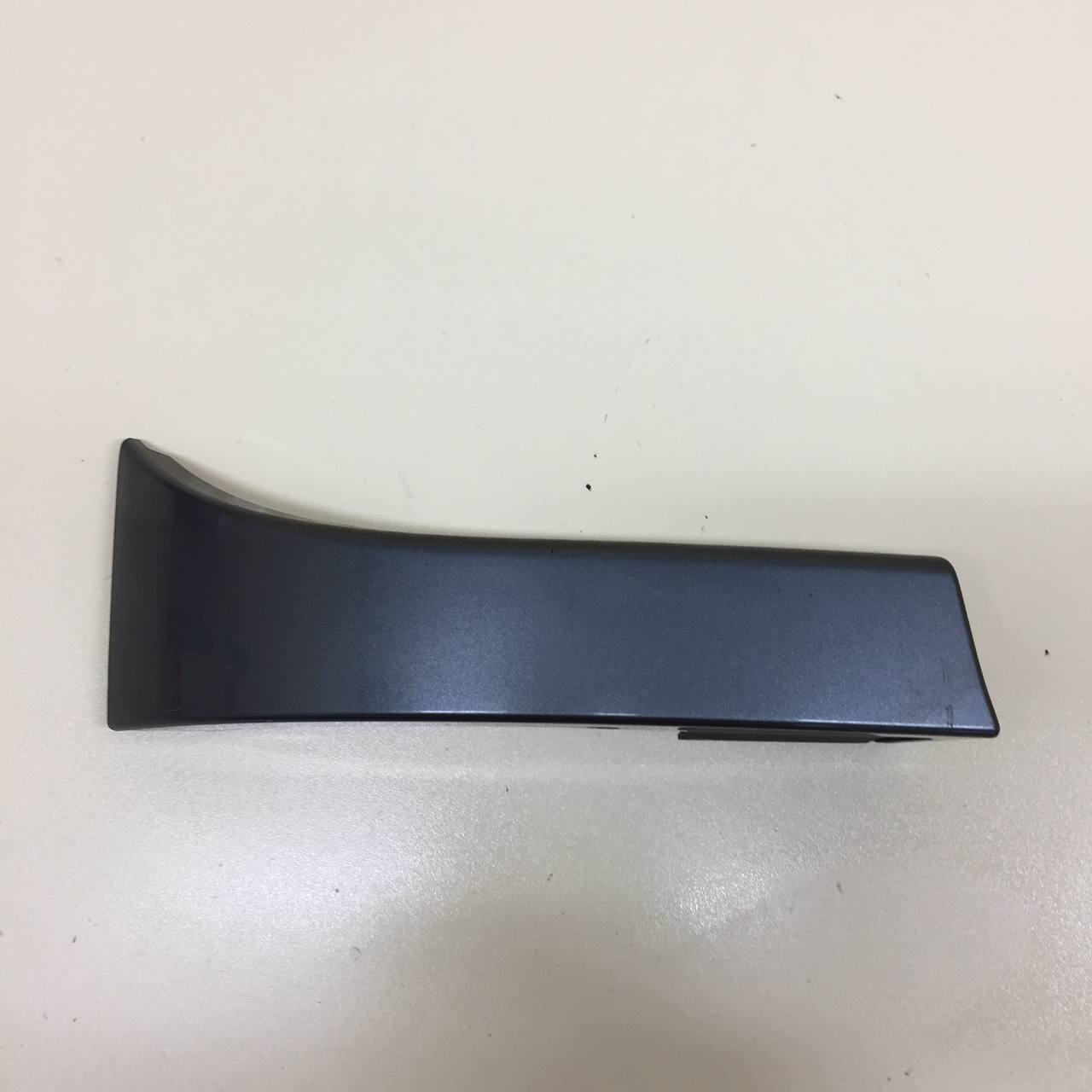 Планка под фонарь (ресничка) Nissan Almera (N16) 2000-2006 Планка под фонарь (ресничка) Nissan Almera (N16) 2000-2006