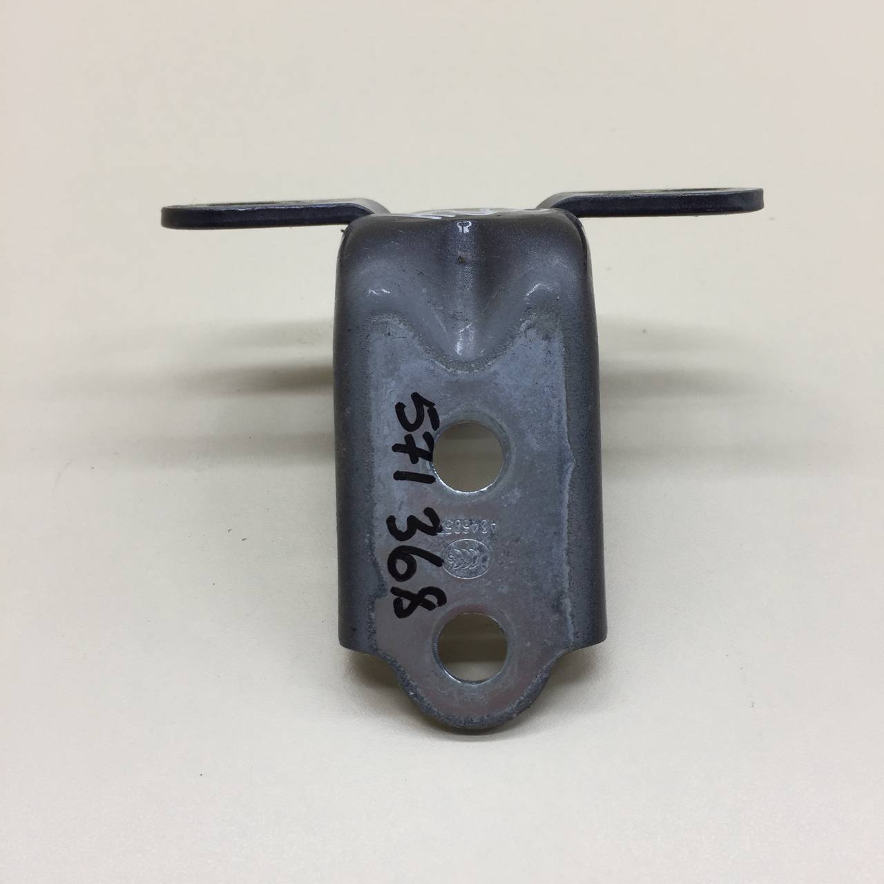 Петля двери задней правой нижняя Hyundai Solaris (RB) 2010-2017