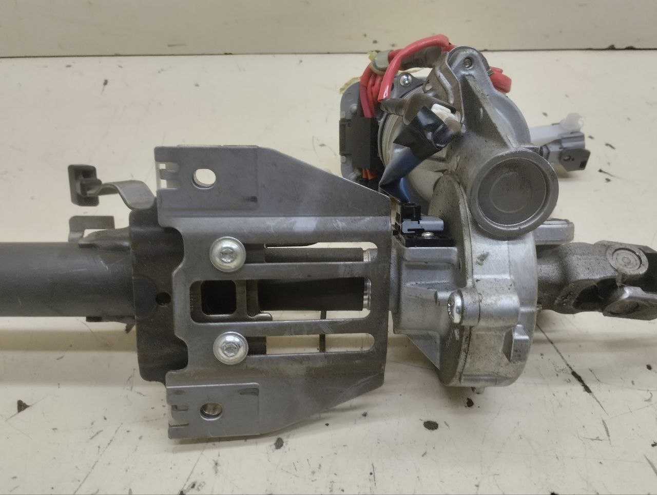 Колонка рулевая Toyota Corolla E180 2013-2019