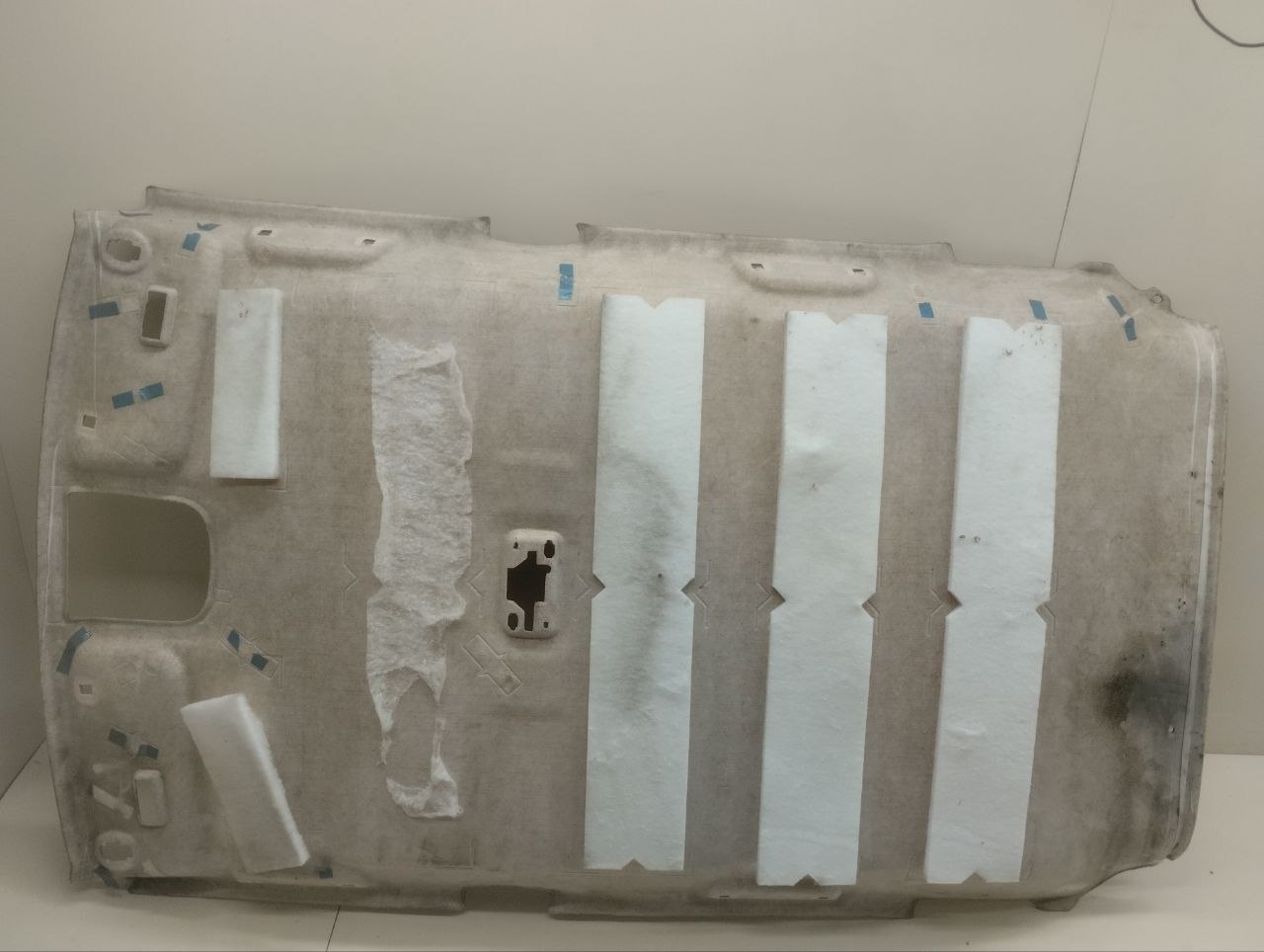 Обшивка потолка Toyota Auris (E150) 2006-2012