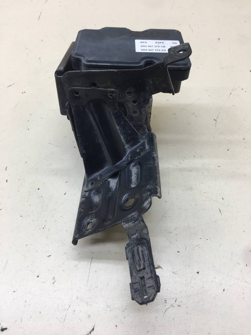 Блок ABS (насос) Volkswagen Polo (MK5) 2011-2020