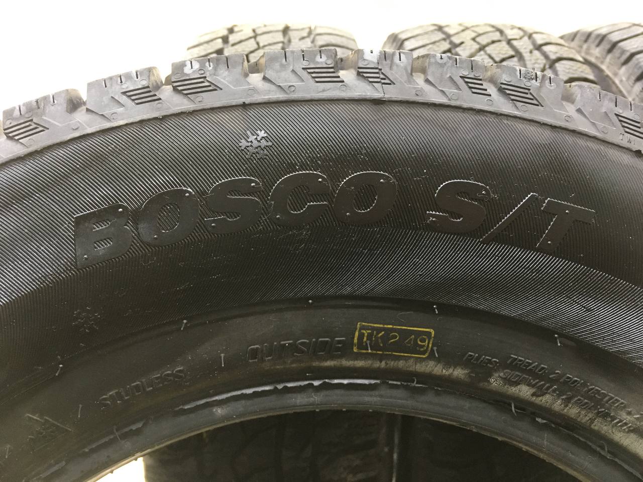 Шины к-кт R15 Всесезонные Viatti Bosco S/T