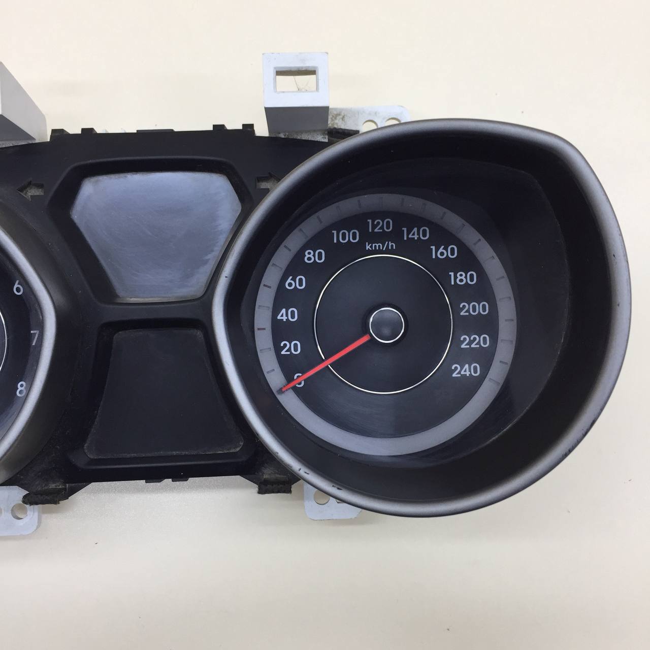 Панель приборов Hyundai Elantra (MD) 2011-2016