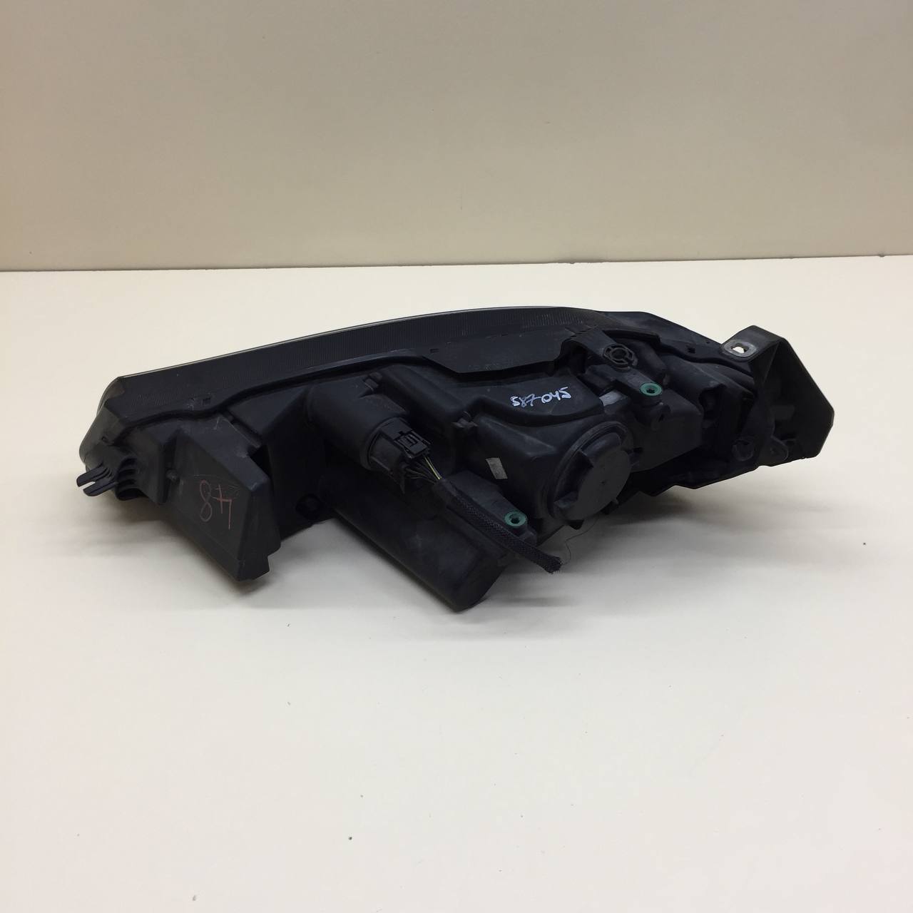 Фара правая Jaguar XF 2007-2015