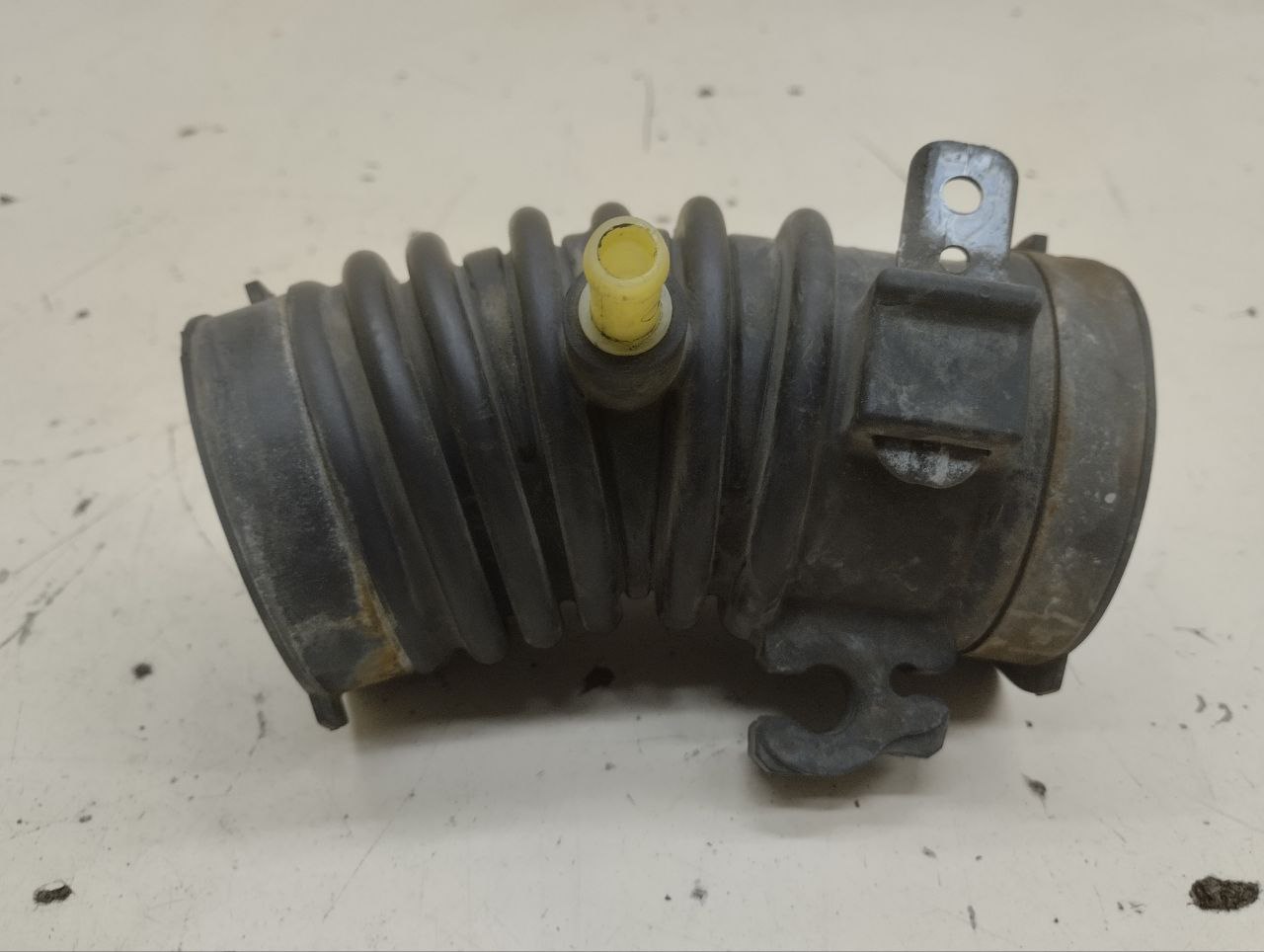 Патрубок воздушного фильтра Mazda Mazda 6 (GG) 2002-2007