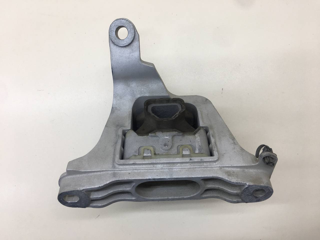 Опора двигателя EXEED RX 2022>