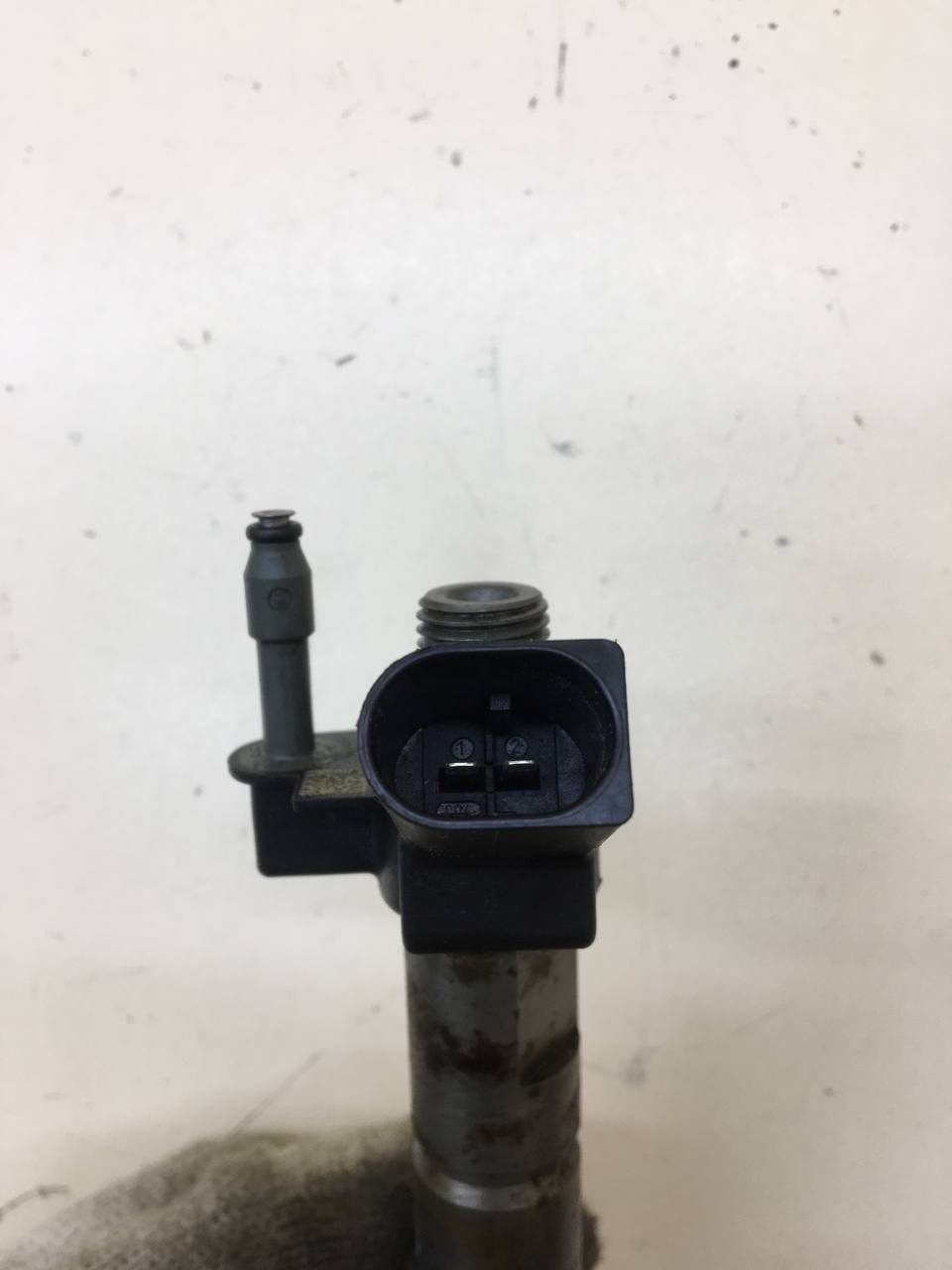 Форсунка дизельная электрическая BMW X5 F15/F85 2013-2018 Форсунка дизельная электрическая BMW X5 F15/F85 2013-2018