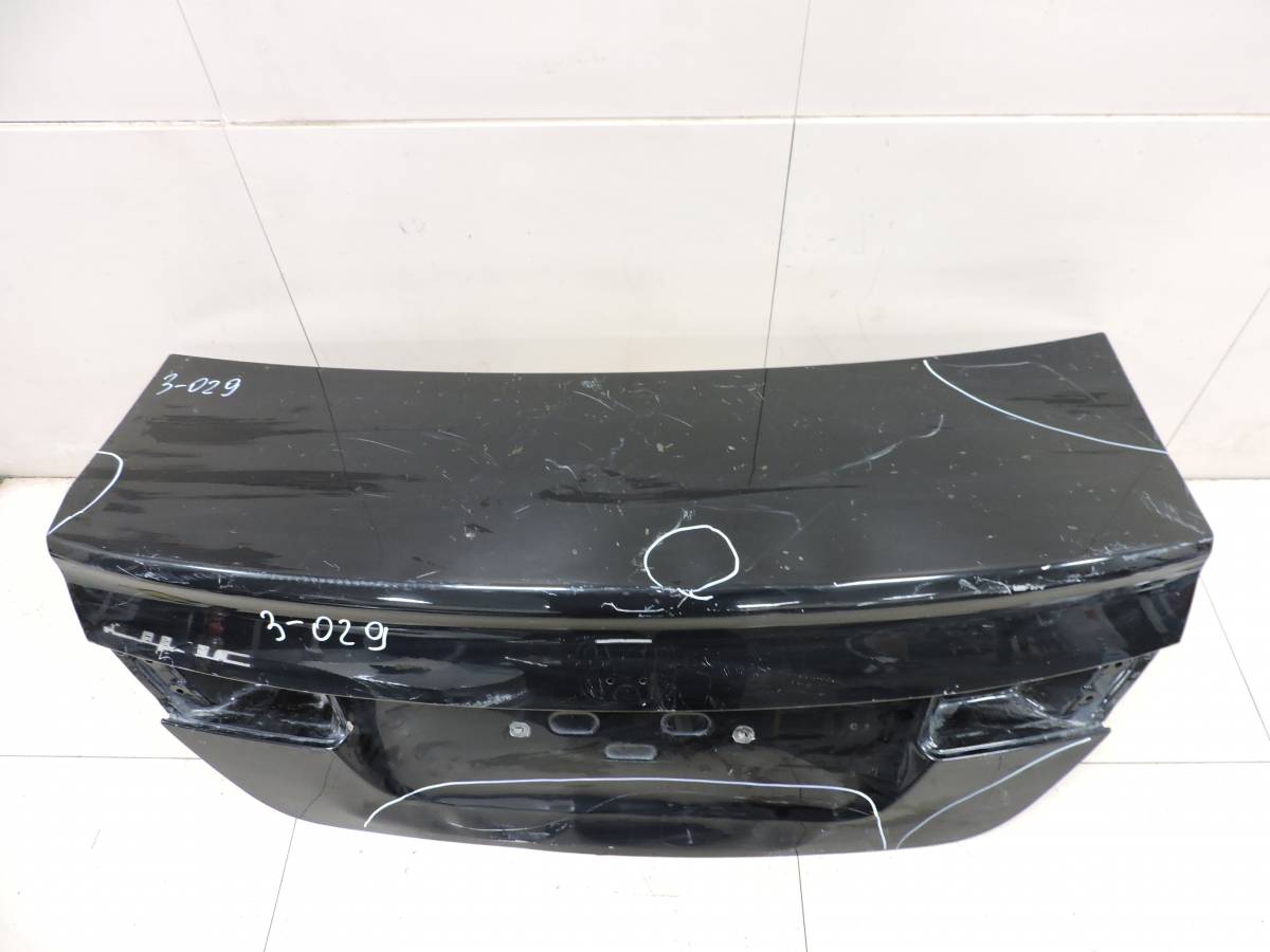 Крышка багажника Honda Civic 4D 2012>