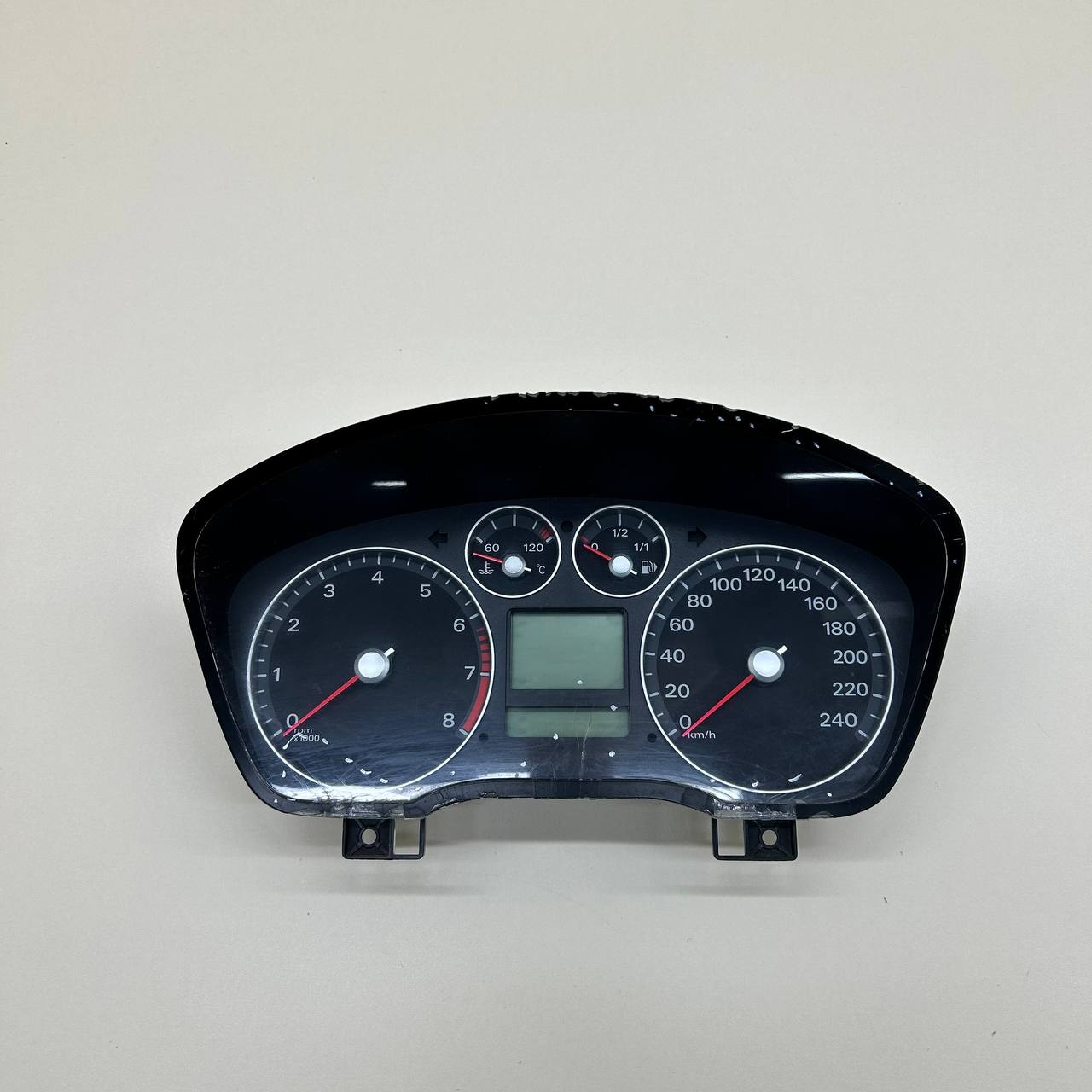 Панель приборов Ford Focus 2 (DA) 2005-2008