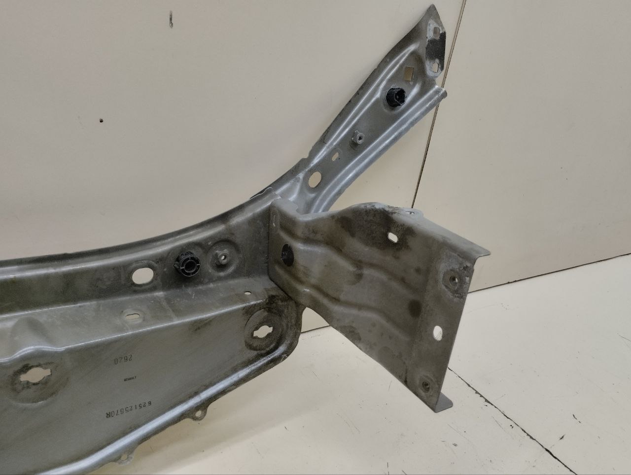 Панель передняя Renault Sandero Stepway (5S) 2014-2022 Панель передняя Renault Sandero Stepway (5S) 2014-2022