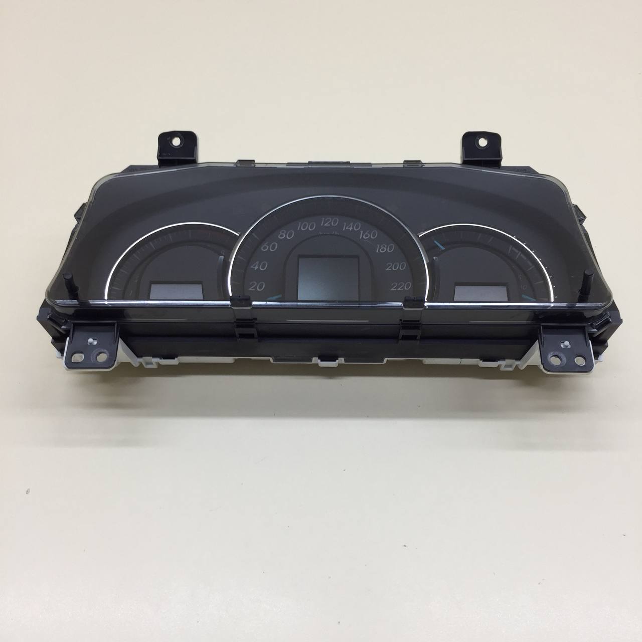 Панель приборов Toyota Camry (XV50) 2011-2017 Панель приборов Toyota Camry (XV50) 2011-2017