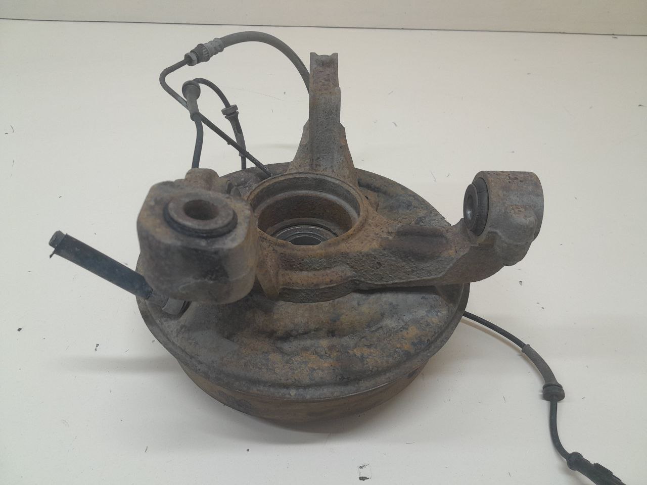 Кулак поворотный задний правый Nissan Terrano (D10) 2014>