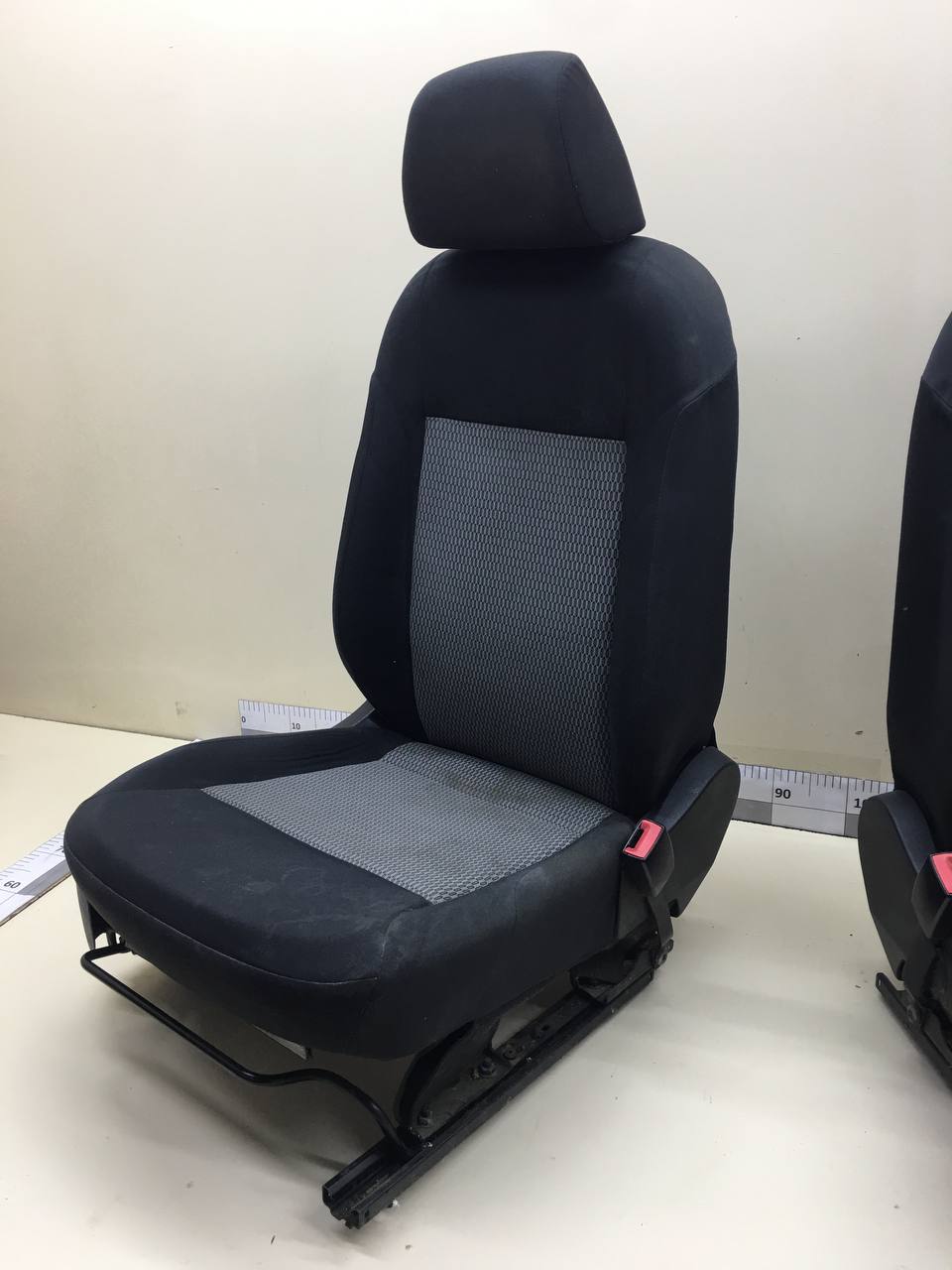 Сиденье (комплект) Volkswagen Polo (MK5) 2011-2020 Сиденье (комплект) Volkswagen Polo (MK5) 2011-2020