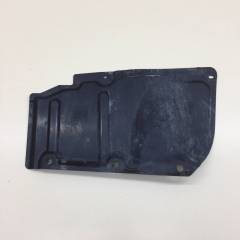 Пыльник двигателя нижний правый Toyota Corolla E180 2013-2019