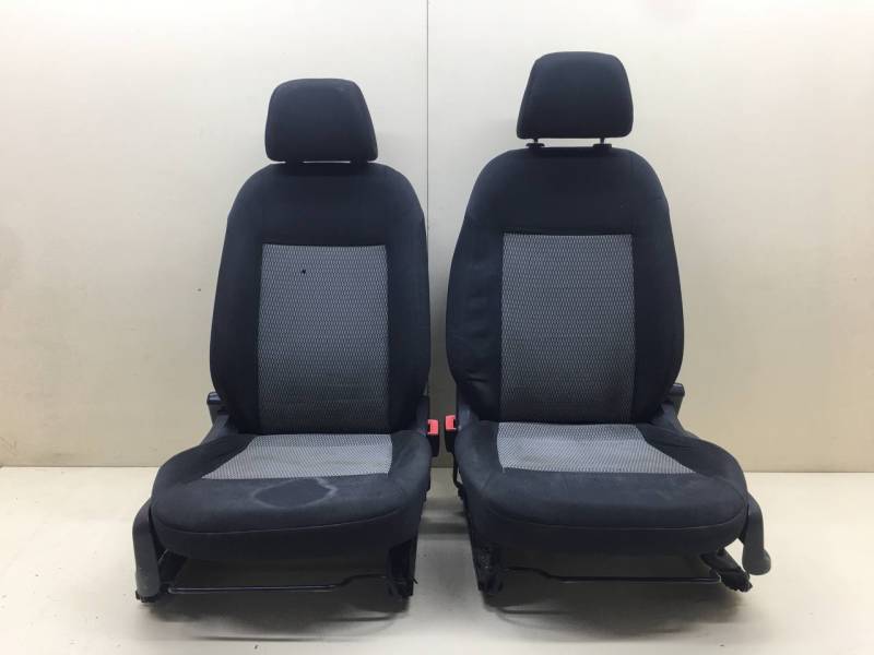 Сиденье (комплект) Volkswagen Polo (MK5) 2011-2020 Сиденье (комплект) Volkswagen Polo (MK5) 2011-2020