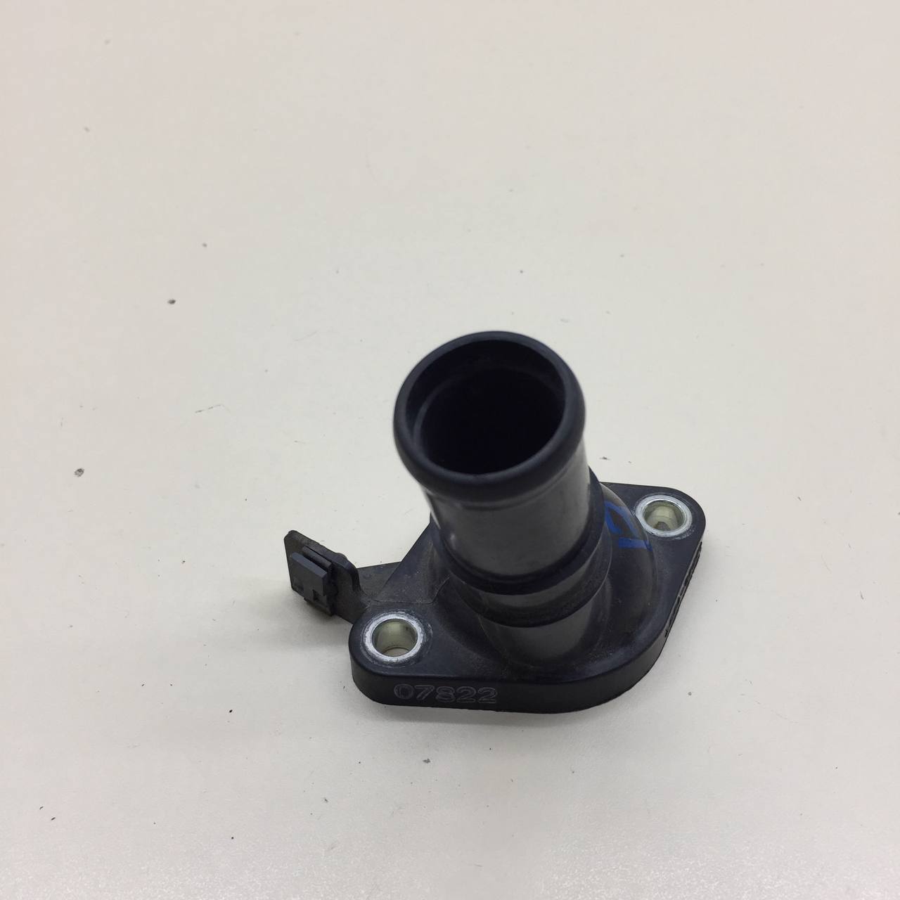 Крышка термостата Mazda Mazda 3 (BK) 2002-2009 Крышка термостата Mazda Mazda 3 (BK) 2002-2009