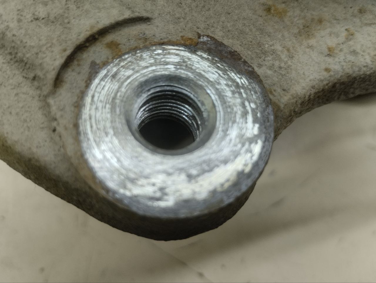 Суппорт передний левый Hyundai Tucson (TL) 2015-2021