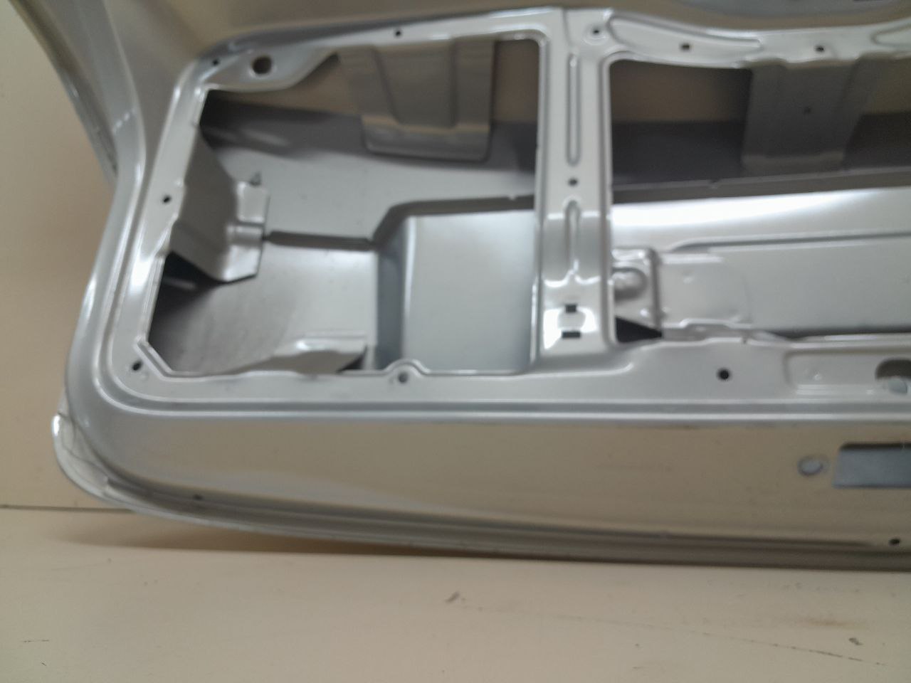 Дверь багажника Skoda Fabia (5J) 2007-2014