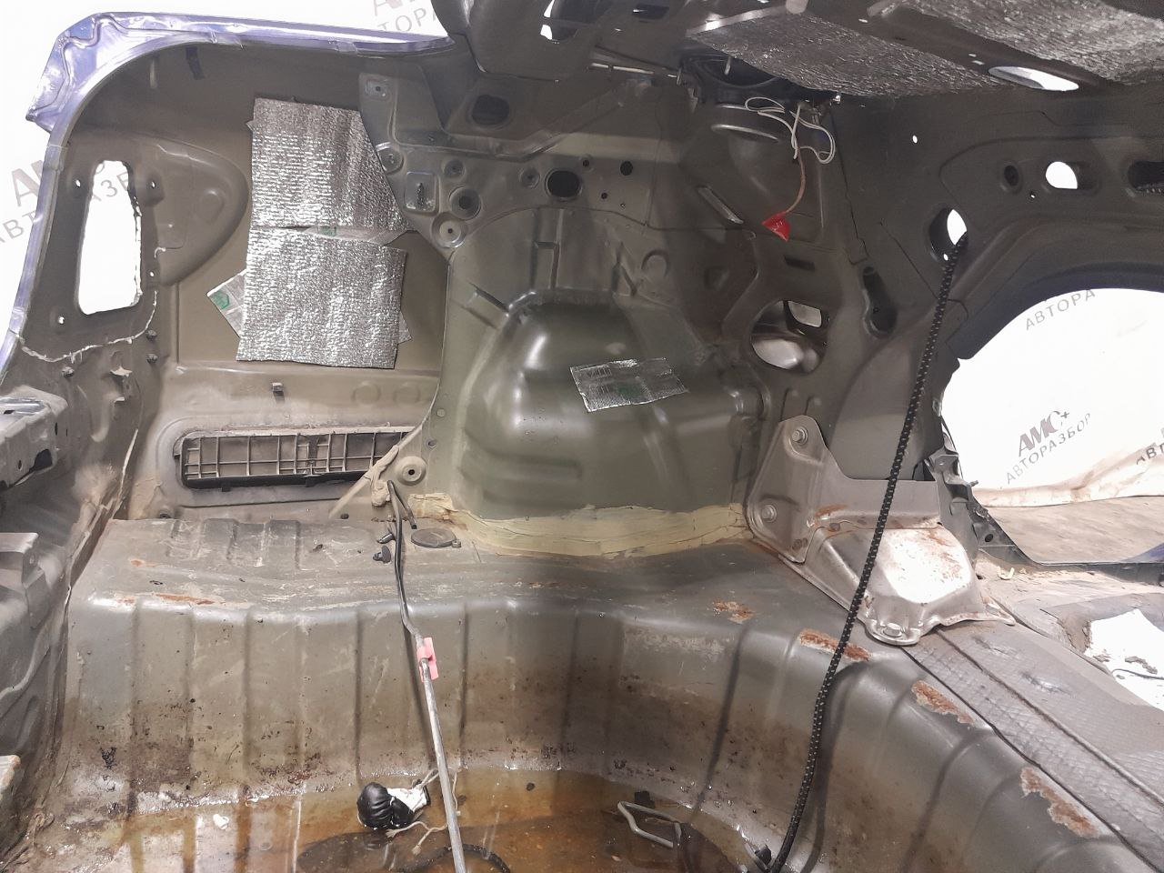 Крыло заднее левое Nissan Almera (N16) 2000-2006