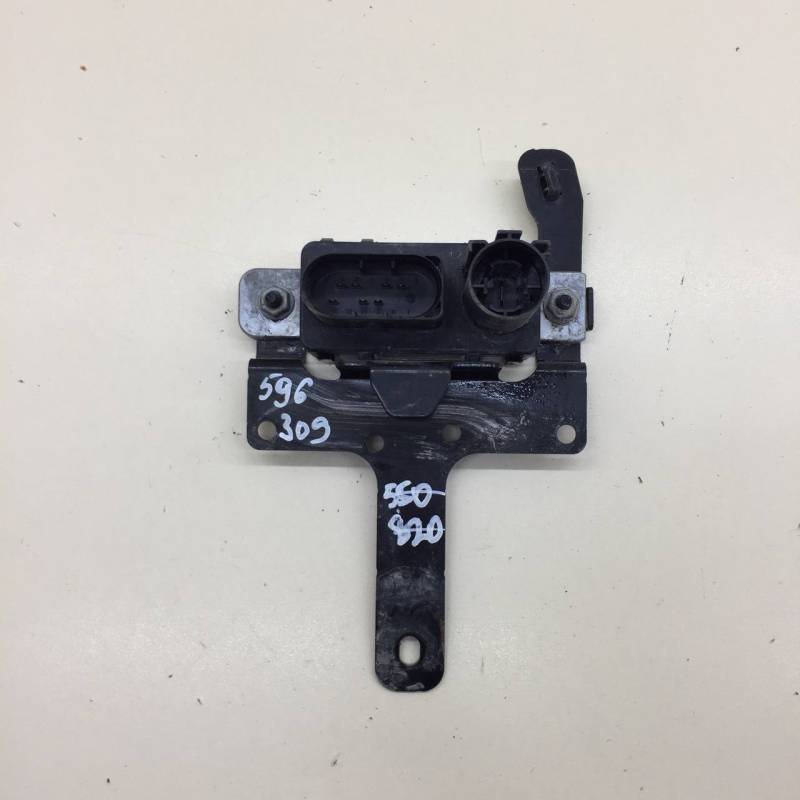 Реле свечей накала Jaguar XE (760) 2014-2021