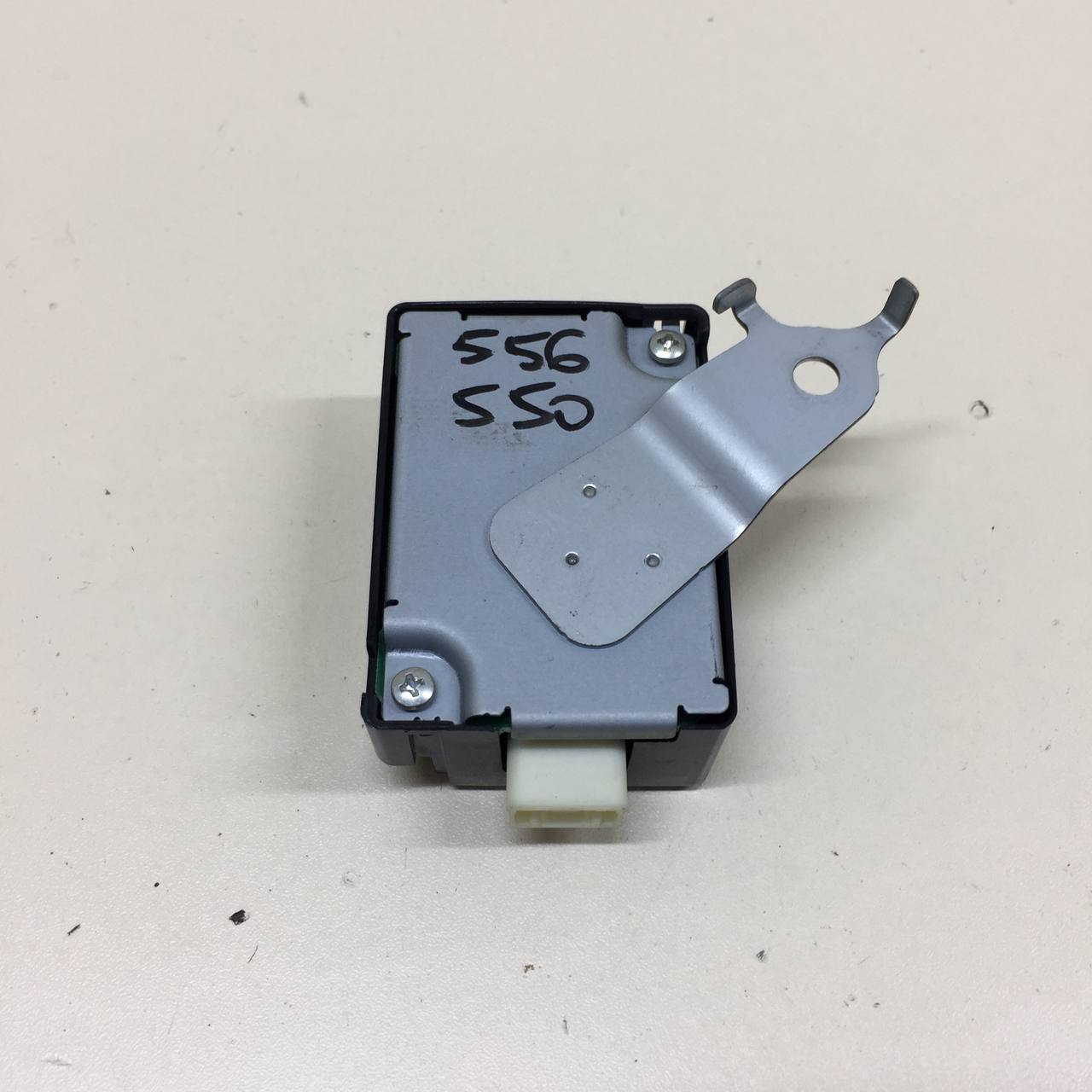 Блок электронный Toyota Land Cruiser Prado (J150) 2009-2022 Блок электронный Toyota Land Cruiser Prado (J150) 2009-2022