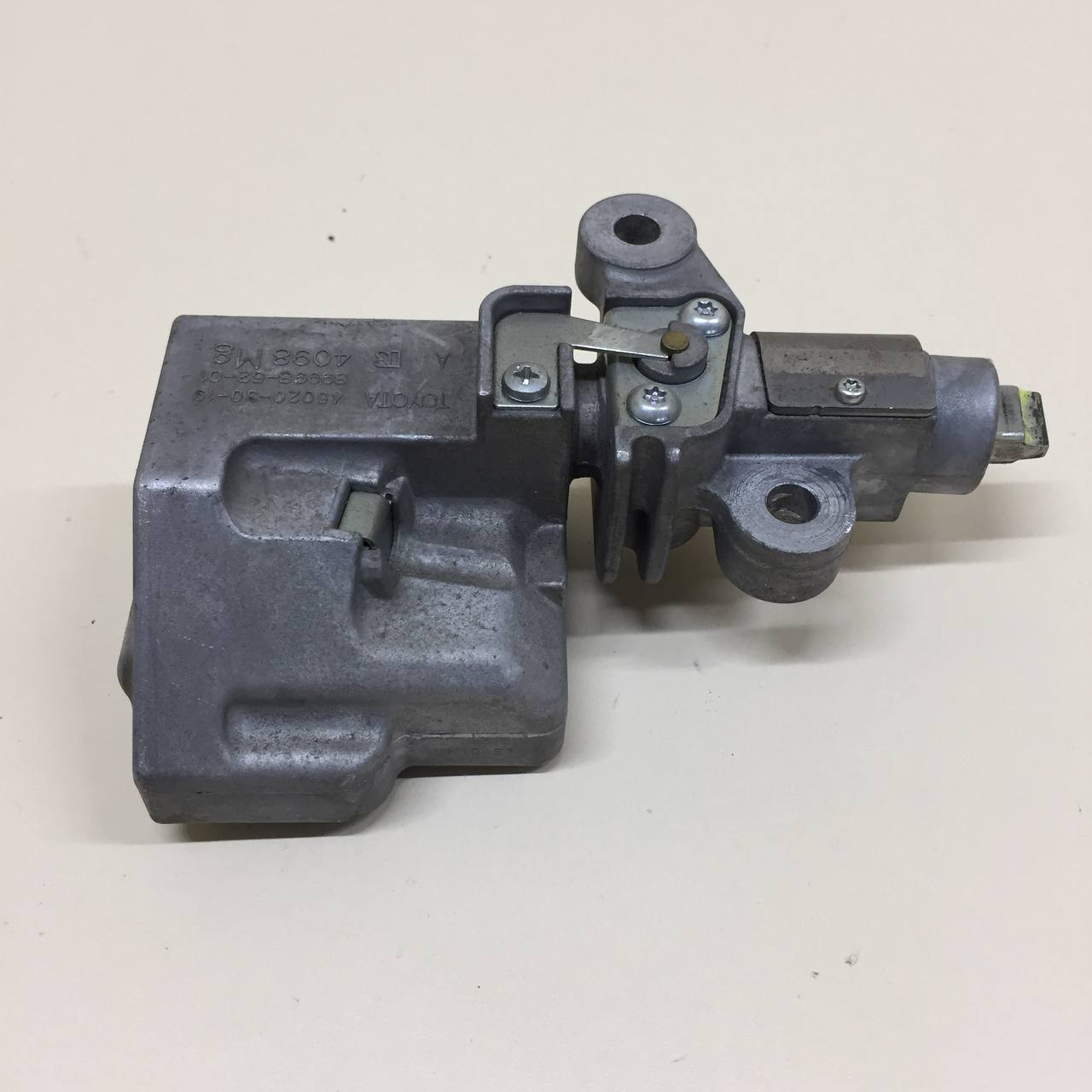 Замок зажигания Toyota Land Cruiser Prado (J150) 2009-2022 Замок зажигания Toyota Land Cruiser Prado (J150) 2009-2022