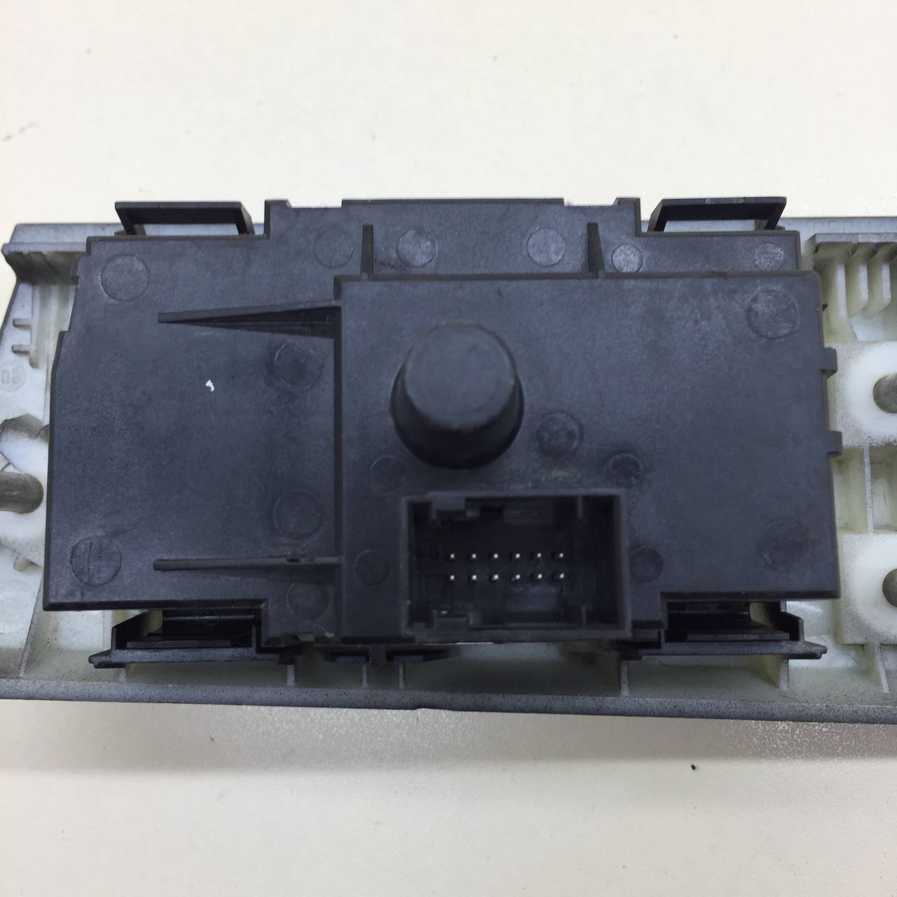 Переключатель света фар BMW 3-series E90/E91 2005-2011