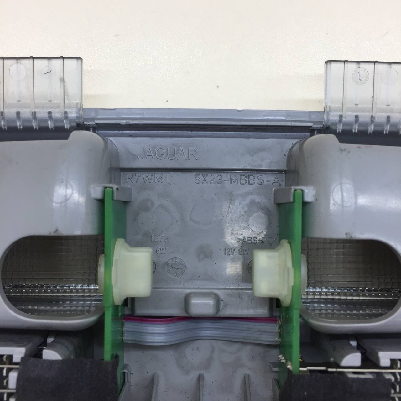 Плафон салонный Jaguar XF 2007-2015