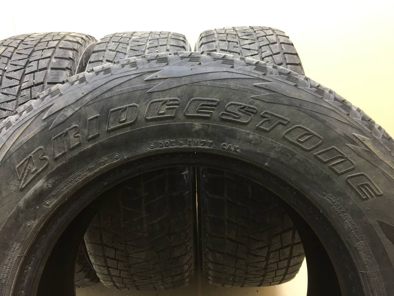 Шины к-кт R17 Всесезонные Bridgestone Blizzak DM-VI
