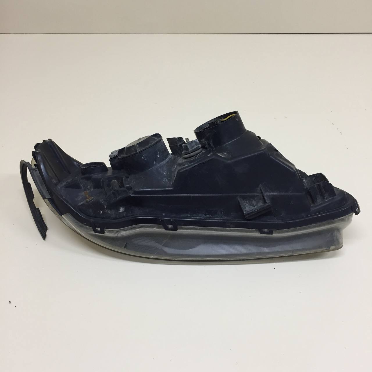Фара левая Nissan Almera (N16) 2000-2006 Фара левая Nissan Almera (N16) 2000-2006