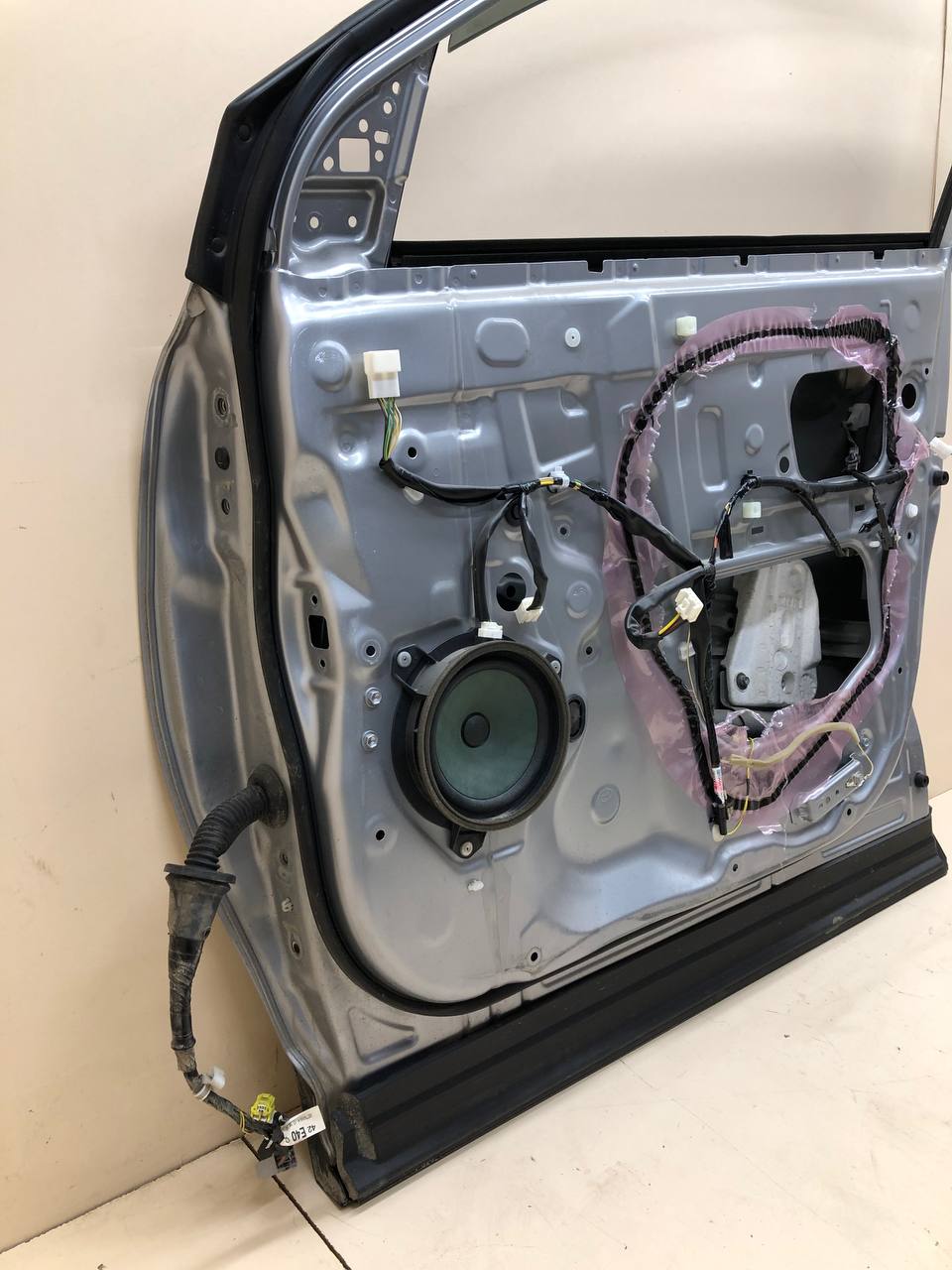 Дверь передняя правая Toyota Rav 4 (XA40) 2013-2019