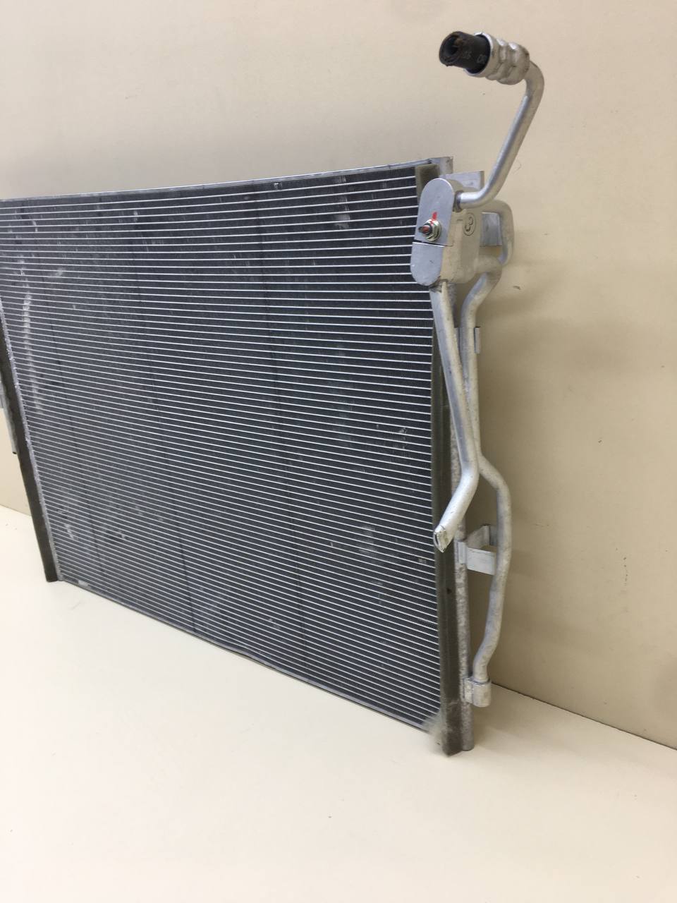 Радиатор кондиционера (конденсер) EXEED RX 2022>
