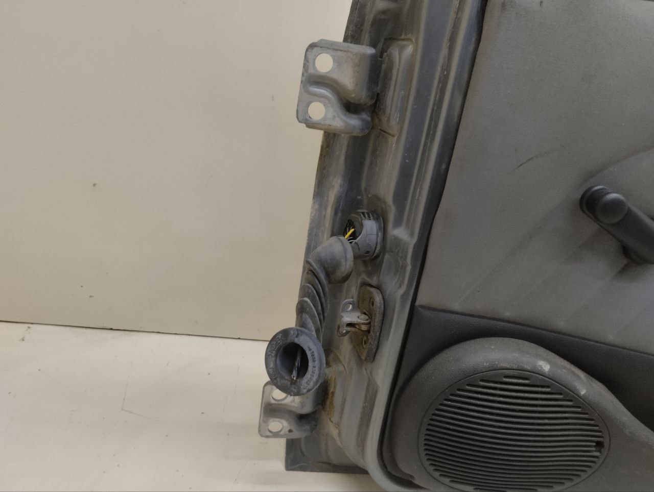 Дверь передняя правая Fiat Albea 2002-2012