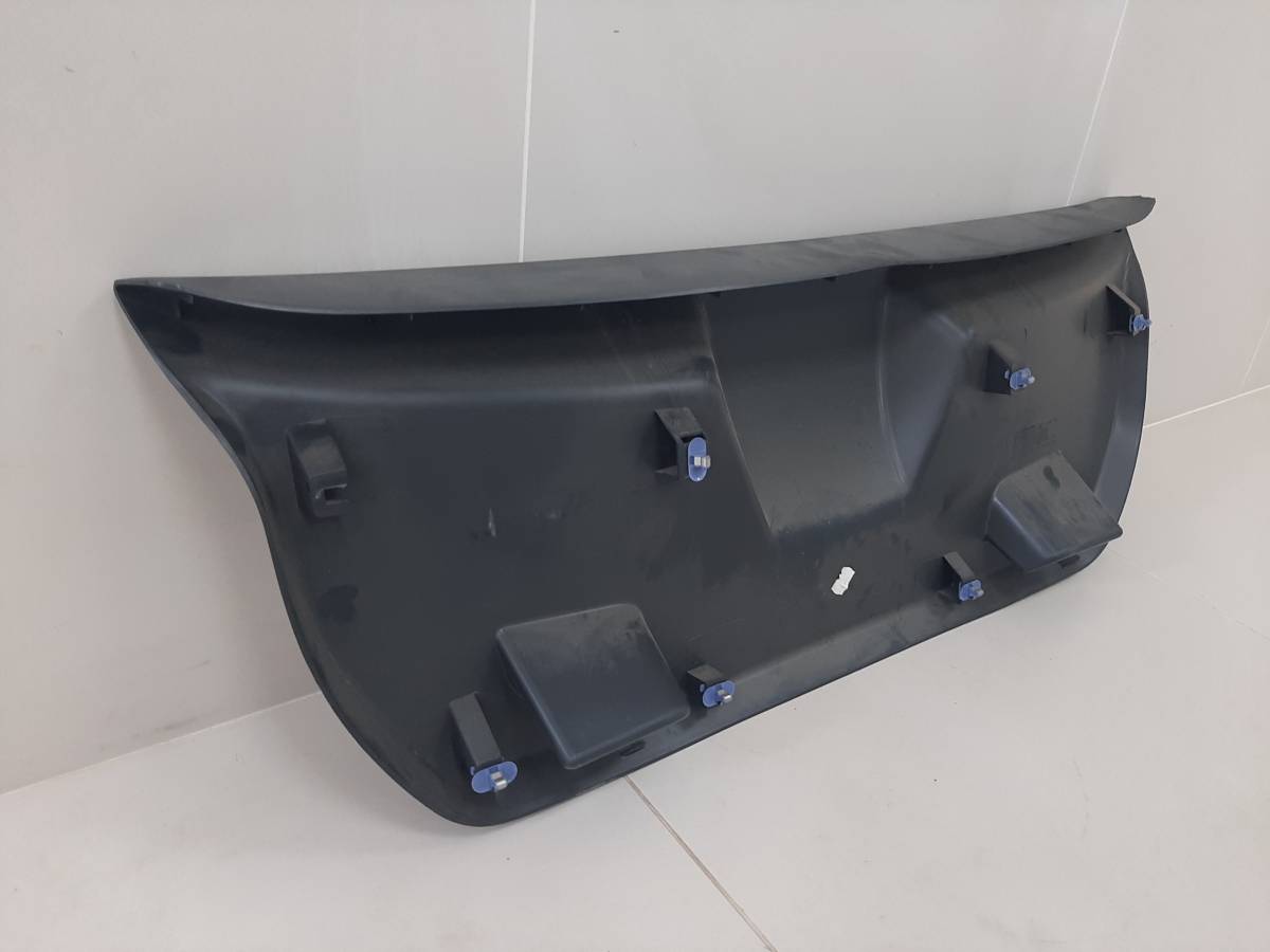 Обшивка двери багажника Opel Corsa (D) 2006-2015