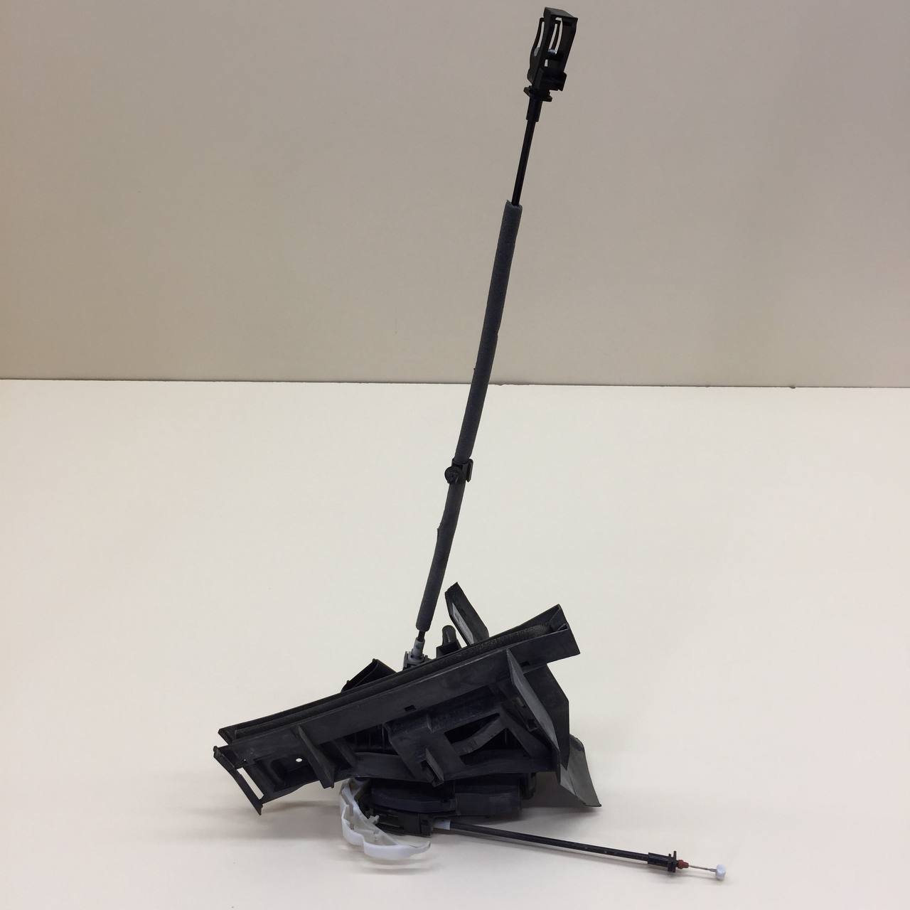 Замок двери задней левой Ford Focus 3 2011>