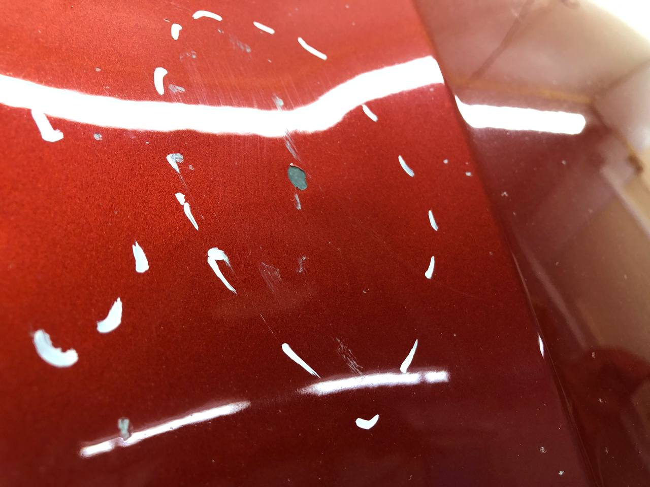 Капот Lada Vesta 2015>