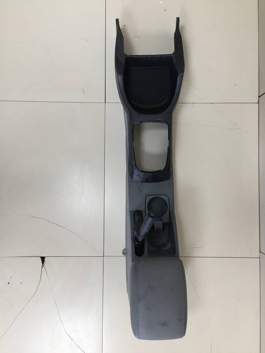 Консоль центральная Daewoo Gentra 2013-2015