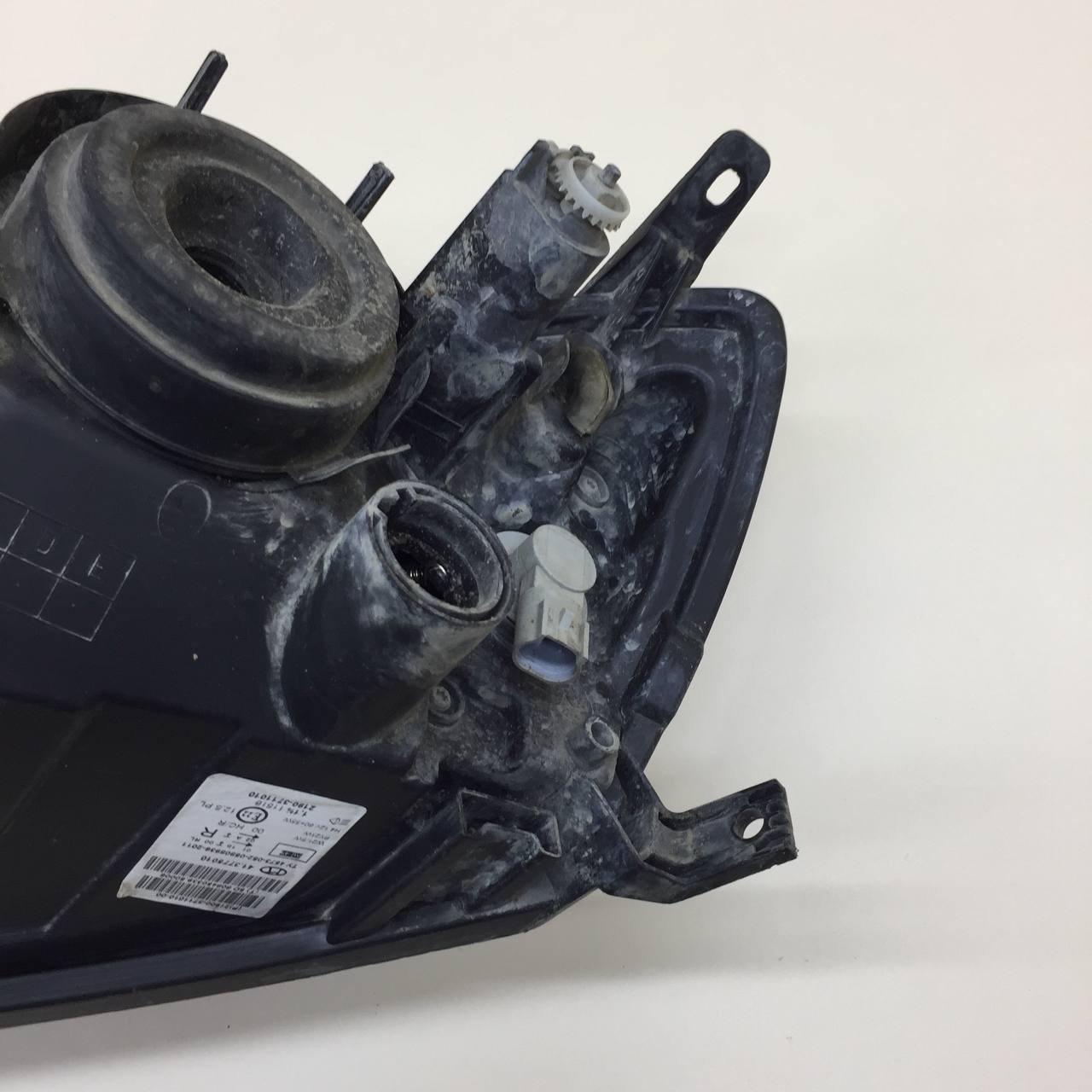 Фара правая Lada Granta 2011>